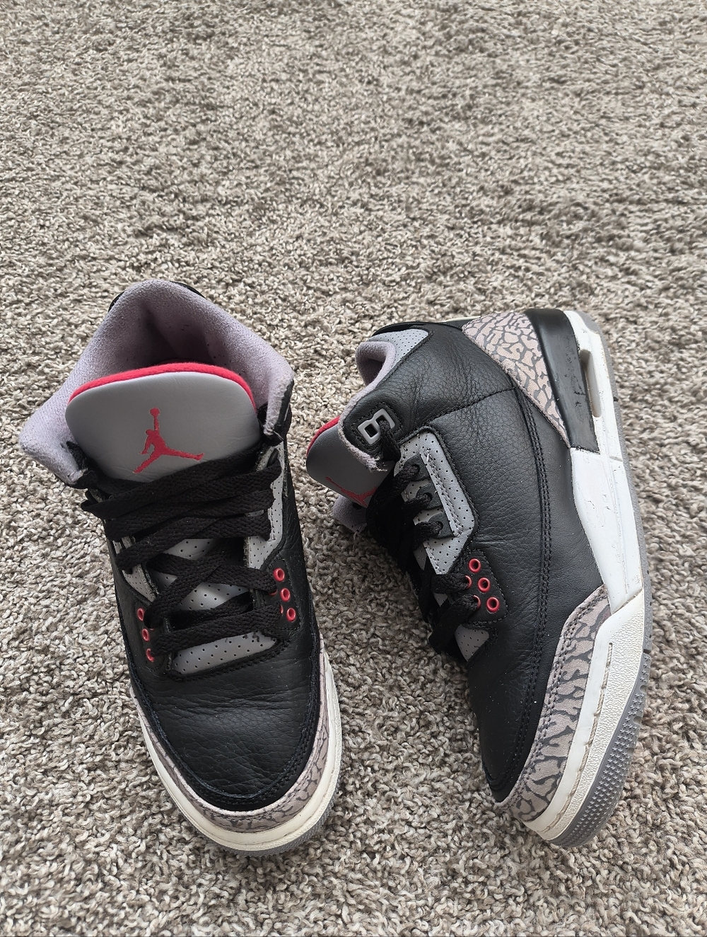 Air Jordan 3 "Black Cement" Size 5.5Y - 7W